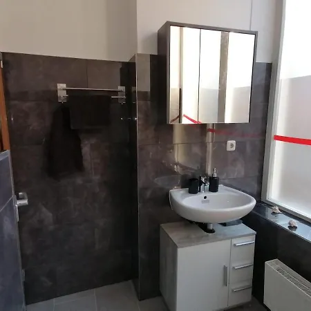 #1 Bei Der Porzellan Manufaktur *