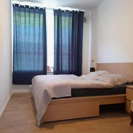 Daire #1 Bei Der Porzellan Manufaktur *